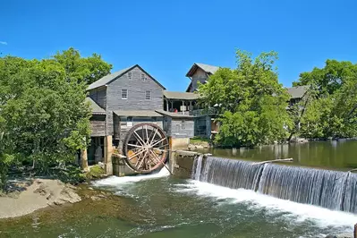 old mill restaurant in pigeon forge