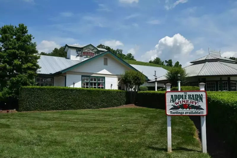 Apple Barn Winery in Sevierville