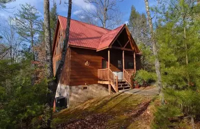 Bearly Mine Gatlinburg couples cabin