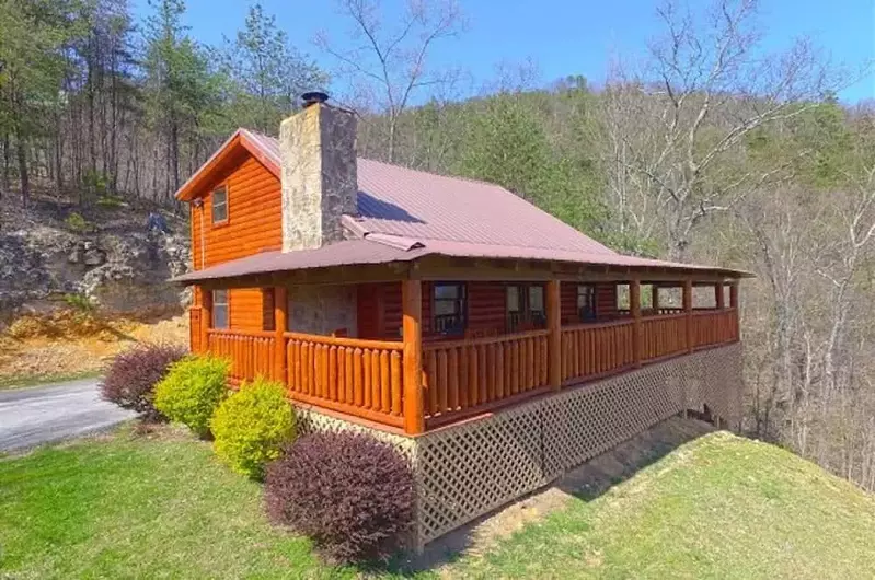 grandpa bears view cabin in the woods