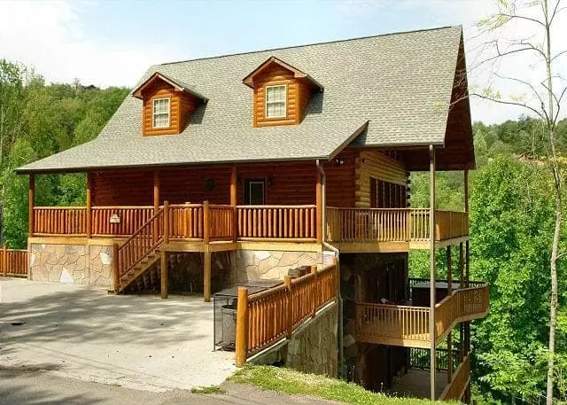 Redneck Ritz, a beautiful 3 bedroom cabin in Gatlinburg Tennessee.