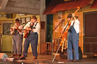 Band performing music at Dollywood