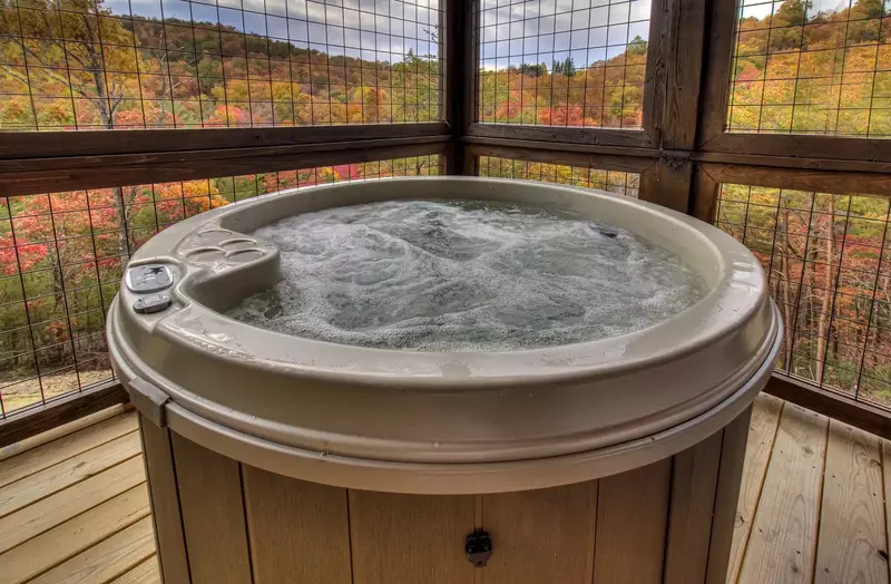 smoky mountain cabin with hot tub