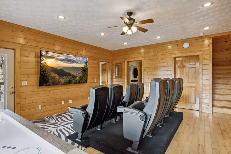 Property image, Exterior, of A Grand View Lodge #540