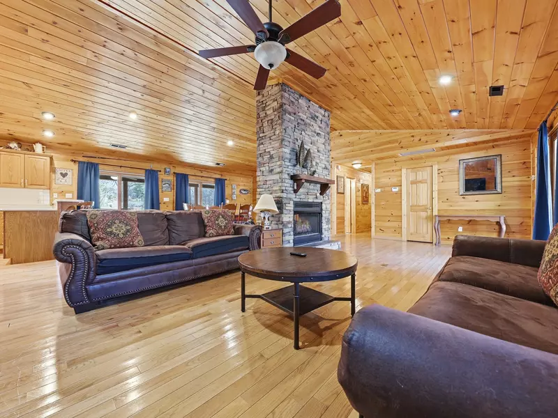 Property image, Exterior, of Heavenly Creekside #276