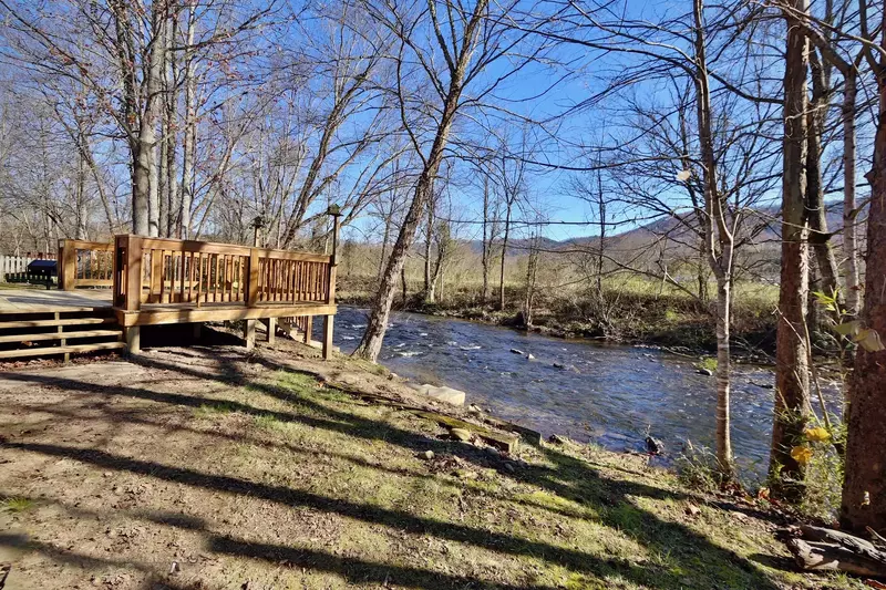 Property image, Exterior, of Heavenly Creekside #276