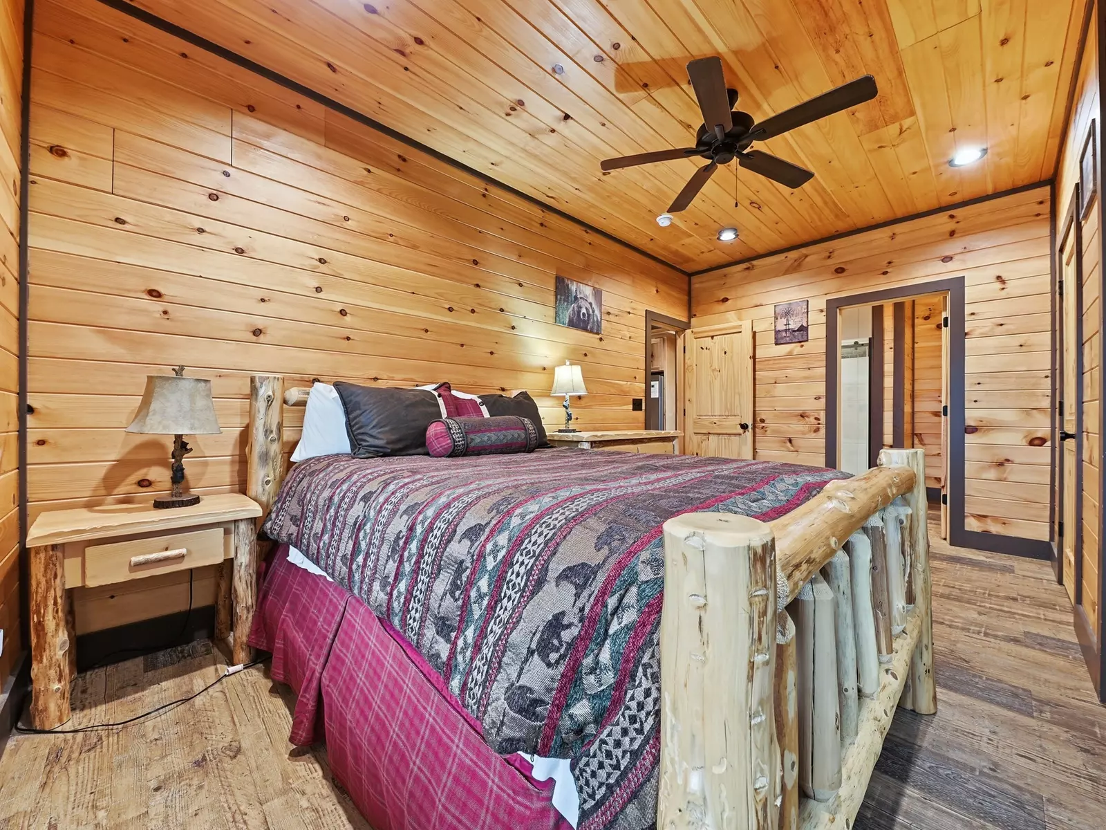 Property image, Exterior, of Falcon Crest #3104