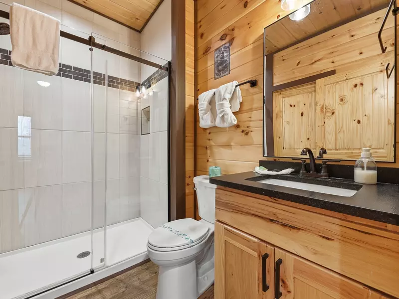 Property image, Exterior, of Falcon Crest #3104